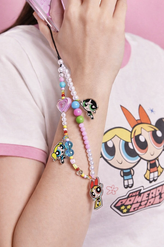 Correa Decorativa para Celular con Cuentas y Charms – Estilo Powerpuff Girls