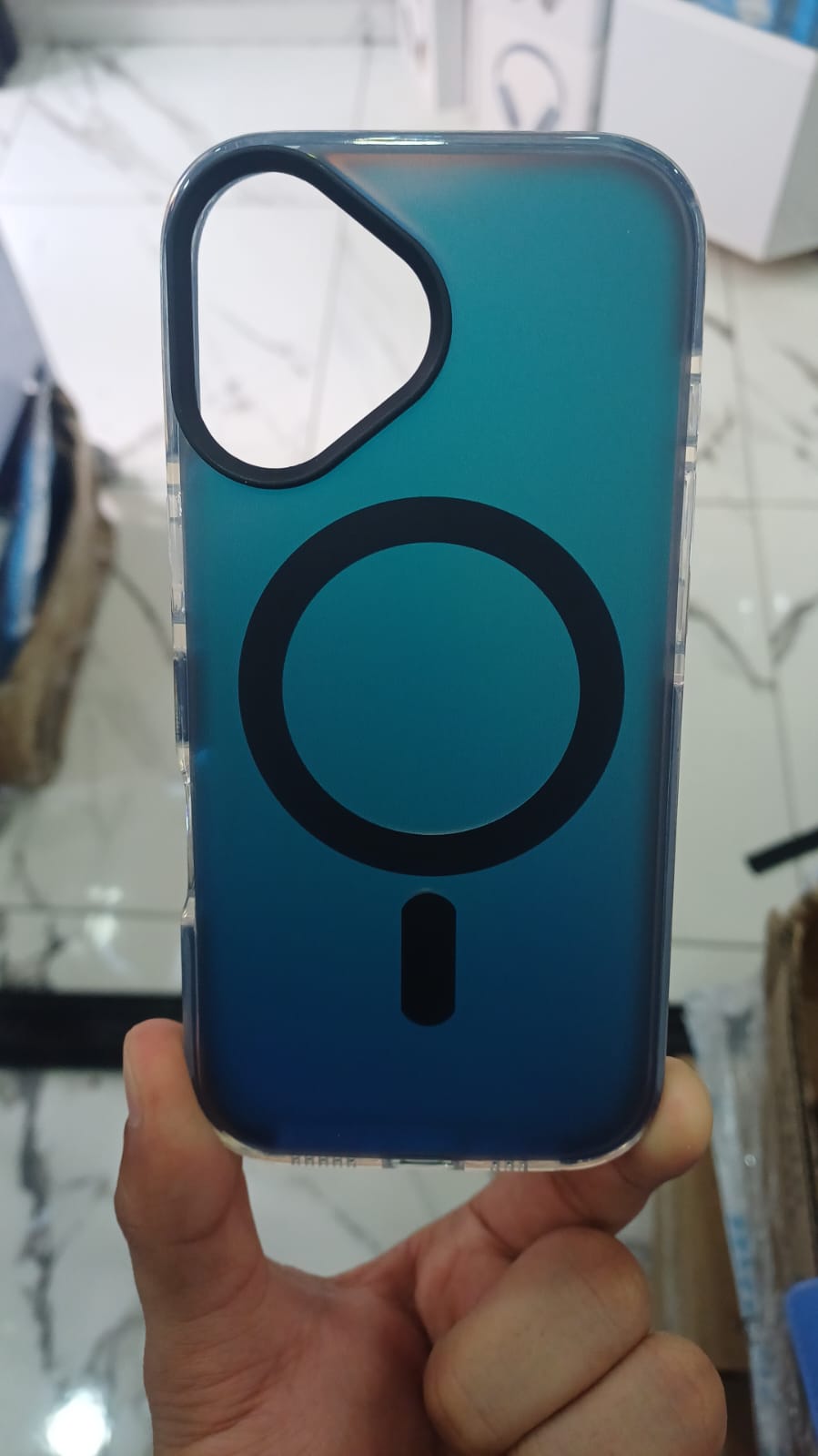 Funda Degradado Translúcida Magnética iPhone 17